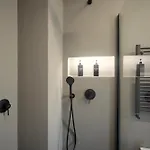 N 5 לינה וארוחת בוקר פומפיי