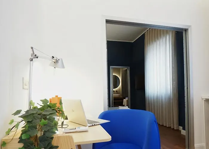 לינה וארוחת בוקר N 5 4*