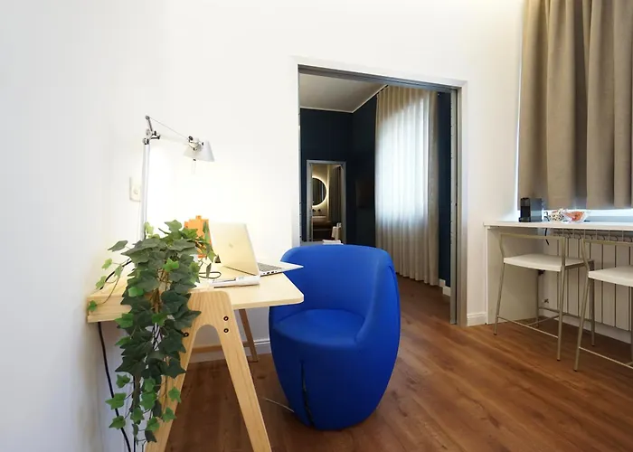 לינה וארוחת בוקר N 5 4*