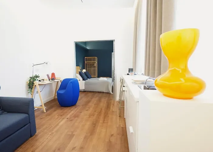 לינה וארוחת בוקר N 5 4*