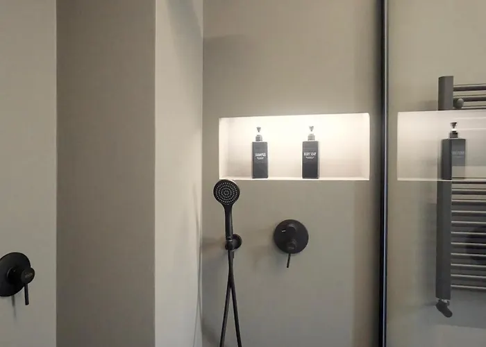 N 5 לינה וארוחת בוקר פומפיי